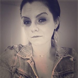 Meet your Posher, Rhoni